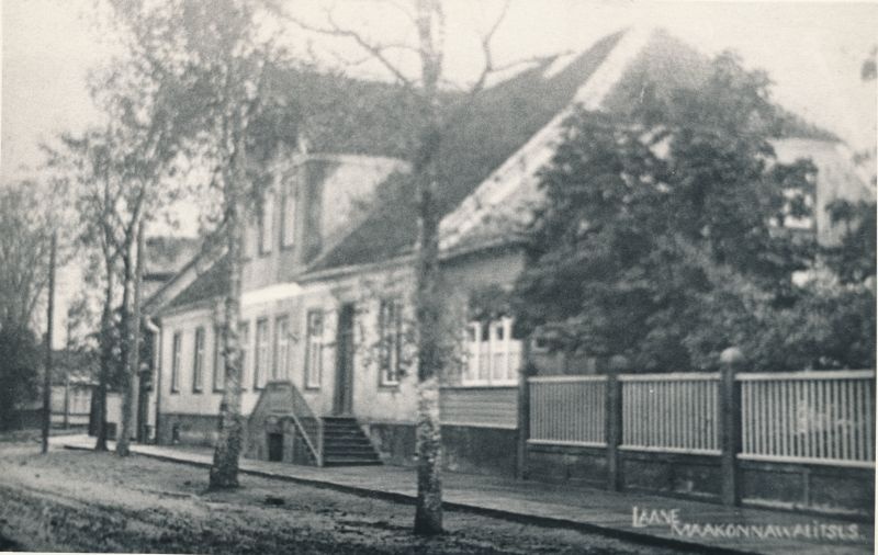 Foto. Lääne Maakonnavalitsus. XX saj. algul.