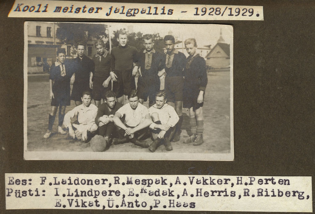 Jakob Westholmi Erahumanitaargümnaasiumi jalgpallurid