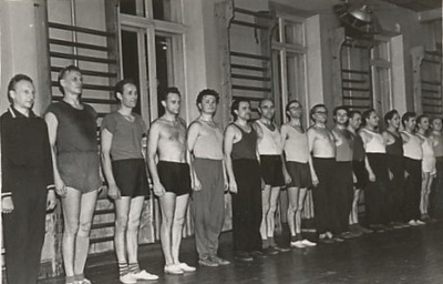 Uno Sahva võimlejad  similar photo