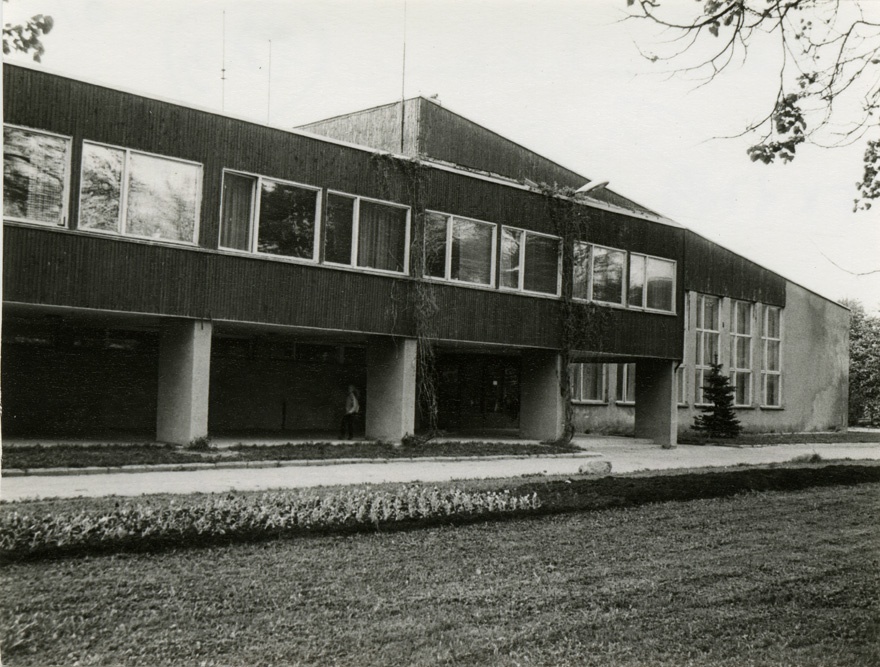 Orgita keskusehoone, vaade. Arhitekt J. Vestli