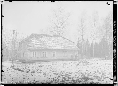 fotonegatiiv, Viljandi khk, Tusti koolimaja, 1928 foto J.Riet  duplicate photo