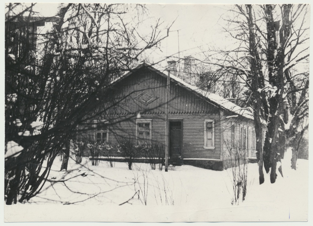 foto, Karksi khk, Tuhalaane, apostliku õigeusu kiriku koolimaja, õppis J. Pöögelmann, 1965, foto Joost