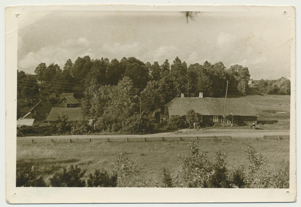foto endine Kutsiku kõrts Tuhalaane küla Paistu khk u 1960