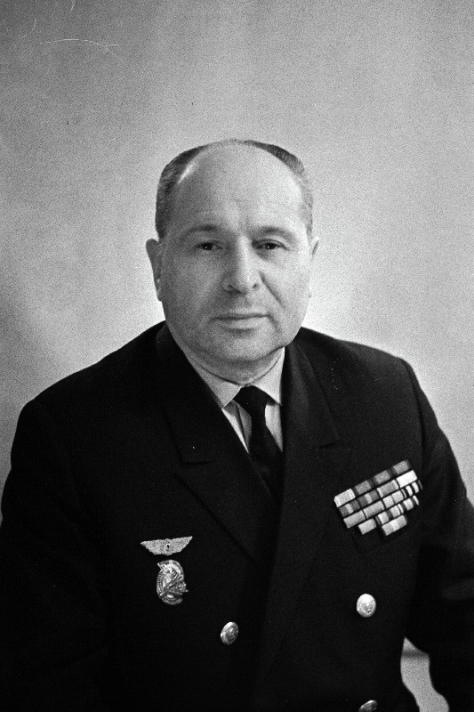 Kotov, A. - Eesti NSV Ülemnõukogu seitsmenda koosseisu saadik.