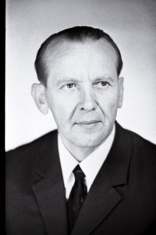 Pärtelpoeg, F. - Eesti NSV Ülemnõukogu seitsmenda koosseisu saadik.
