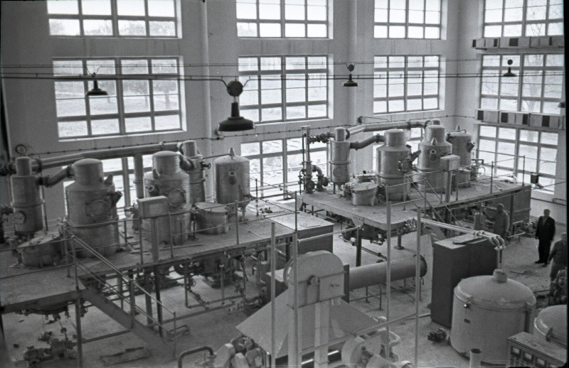 Vaade Viljandi Piimatoodete kombinaadi piimapulbri tootmise tsehhi.