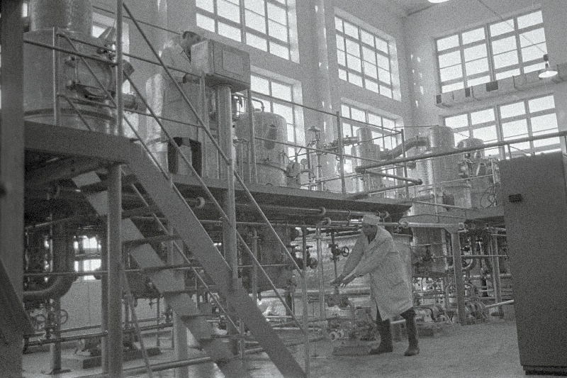 Vaade Viljandi Piimatoodete kombinaadi piimapulbri tootmise tsehhi.