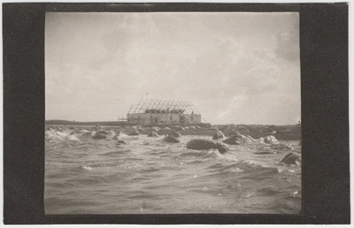 Kulje Tarvitajate Ühisuse kalakuivatustsehhi (peipsi tint) ehitamine 1907. aastal  duplicate photo