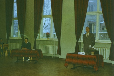 Tallinna 42. Keskkooli õpilastega kohtub Eesti NSV Ministrite Nõukogu esimehe esimene asetäitja Indrek Toome.  similar photo