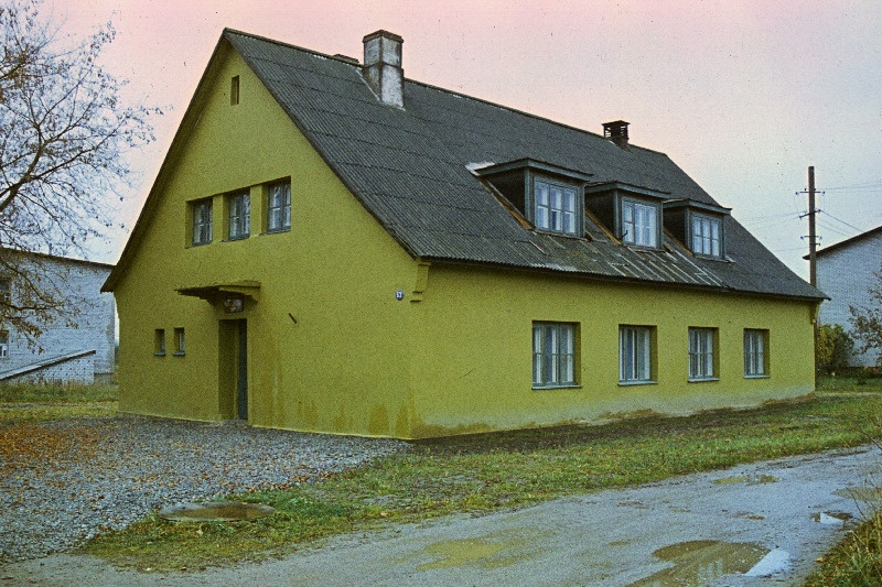 Põlva Rajooni Keskhaigla narkoloogia osakonna hoone välisvaade.