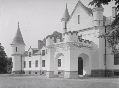 Alatskivi loss  duplicate photo