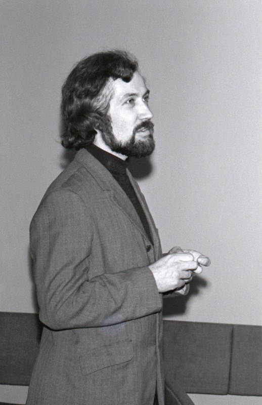 Kirjanik Jaan Kaplinski.
