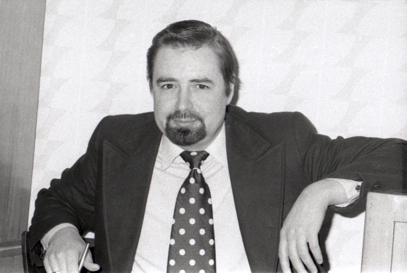 Luuletaja ja kirjanduskriitik Toomas Liiv.