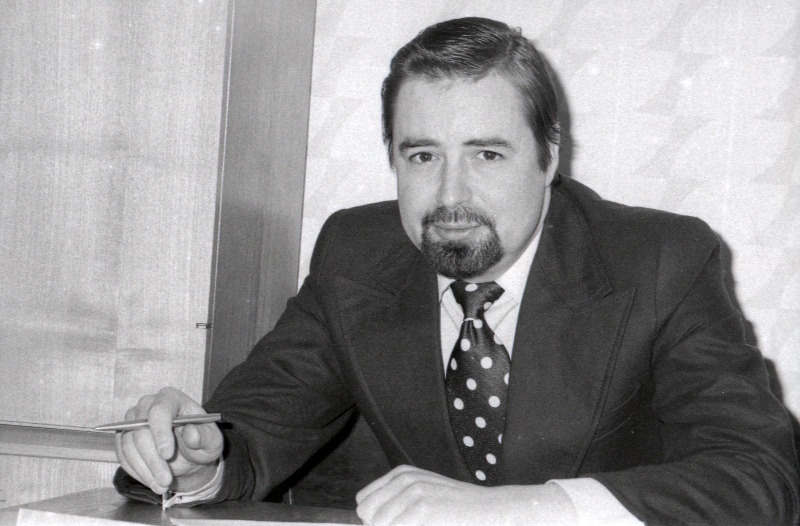 Luuletaja ja kirjanduskriitik Toomas Liiv.