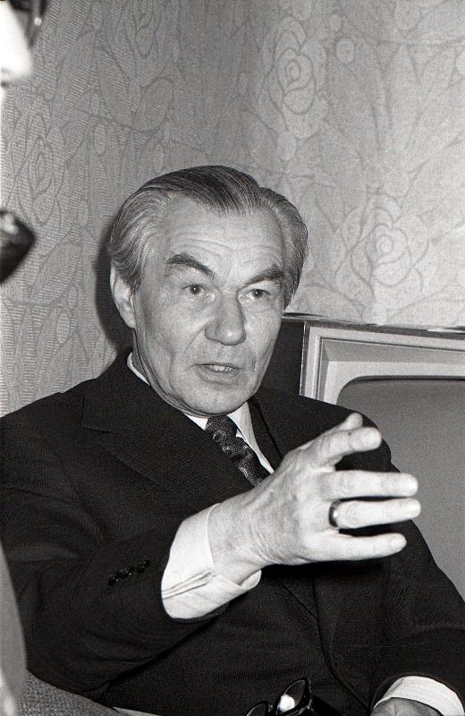 Tõlkija ja toimetaja Otto Samma.