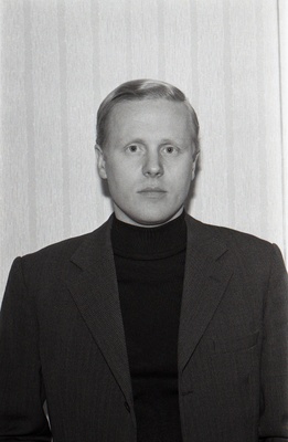 Ajakirjanik Vello Pohla.  duplicate photo