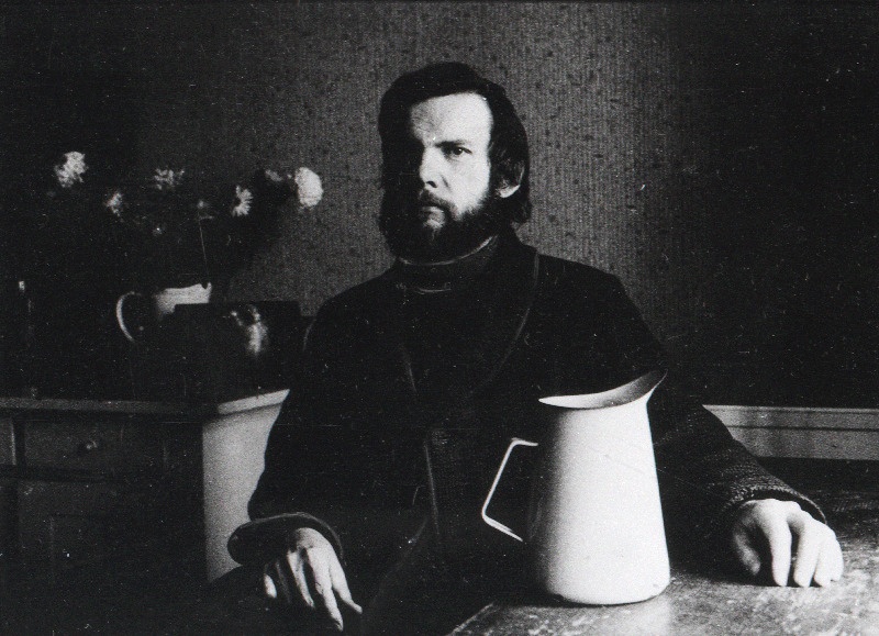 Maalikunstnik Olav Maran.
