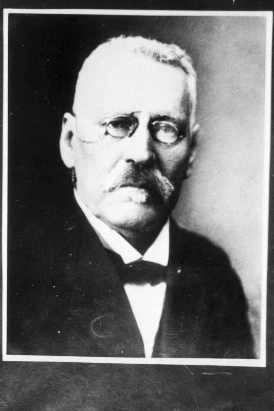 Bornhöhe, Eduard - kirjanik.