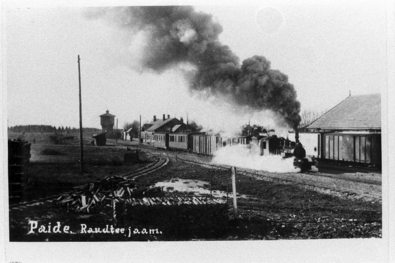 Paide raudteejaam.