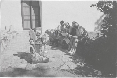 Püha Olavi kuju  similar photo