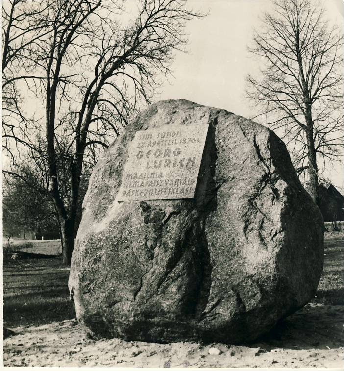 G. Lurichi mälestuskivi Väike-Maarjas
