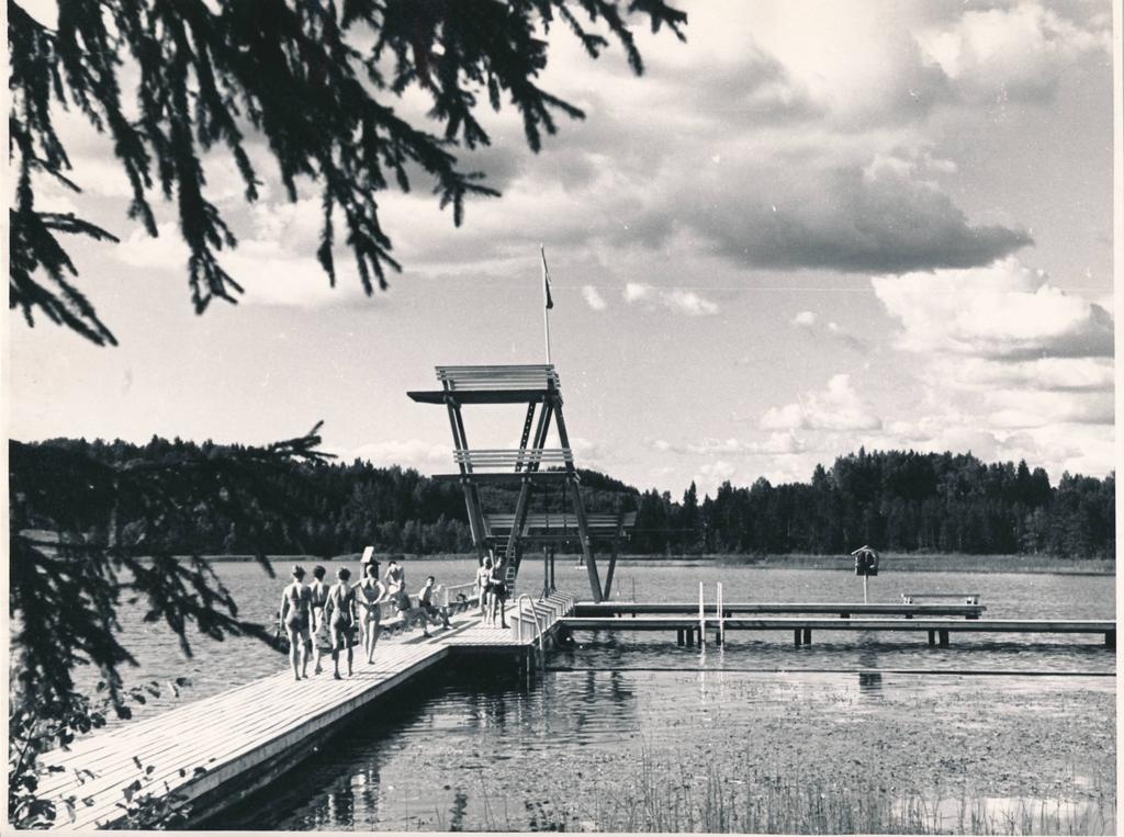 Tartu Ülikool. TRÜ Kääriku spordibaasi ujula. 1960ndatel.