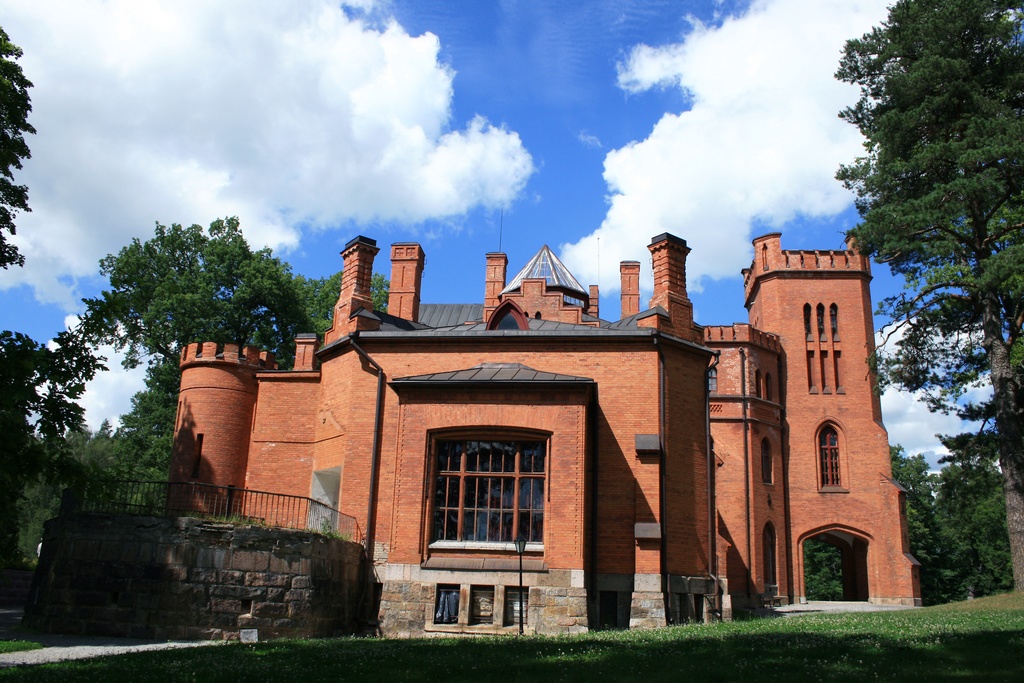 Sangaste palace - panoramio (1) - Sangaste Palace