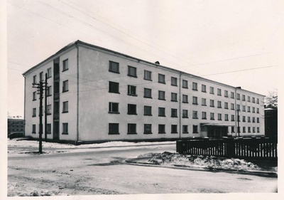 TRÜ ühiselamu  Pälsoni 14 (Pepleri 14).   Tartu, 27.12.1959.  duplicate photo