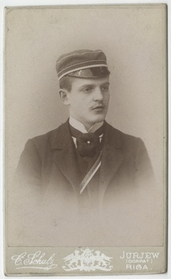 Korporatsiooni "Livonia" liige Arved von Vegesack, portreefoto  duplicate photo