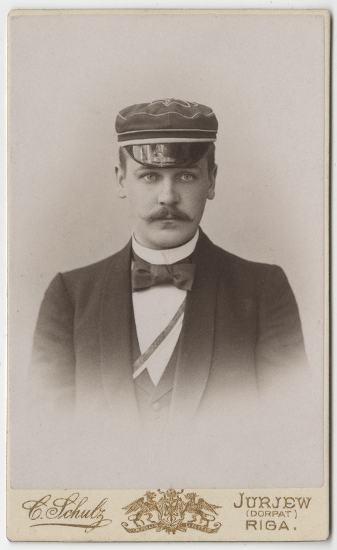 Korporatsiooni "Livonia" liige Johannes Eisenschmidt, portreefoto