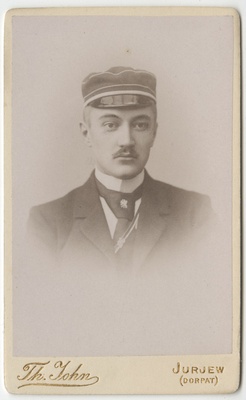 Korporatsiooni "Livonia" liige Gerhard Hollmann, portreefoto  duplicate photo