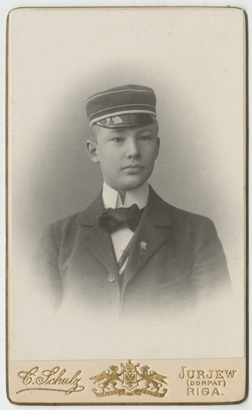 Korporatsiooni "Livonia" liige krahv Hermann Keyserling, portreefoto