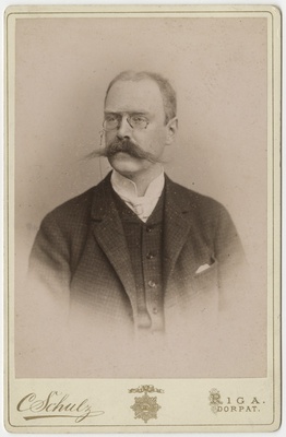 Korporatsiooni "Livonia" liige Adolph von Wulf, portreefoto  duplicate photo