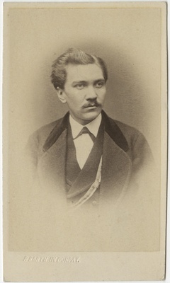 Korporatsiooni "Livonia" liige Theodor Schilling, portreefoto  duplicate photo