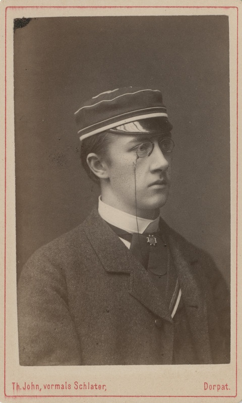 Korporatsiooni "Livonia" liige parun Johann von Wöhrmann, portreefoto