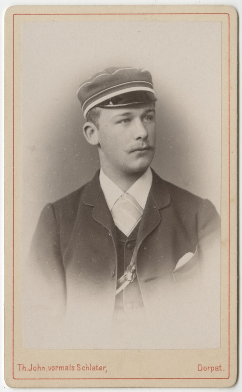 Korporatsiooni "Livonia" liige Ernst Hartmann, portreefoto