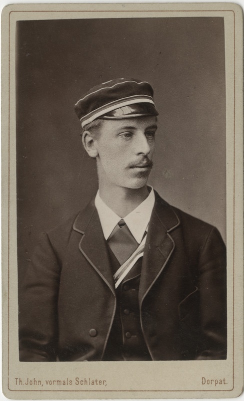 Korporatsiooni "Livonia" liige Robert von Brackel, portreefoto