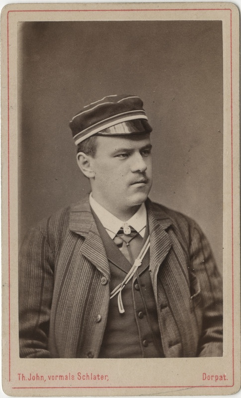 Koproratsiooni "Livonia" liige Nikolai von Glasenapp, portreefoto