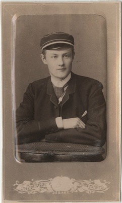 Korporatsiooni "Livonia" liige Alfred von Roth, portreefoto  duplicate photo