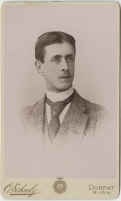 Korporatsiooni "Livonia" liige Ernst von Klot, portreefoto  duplicate photo