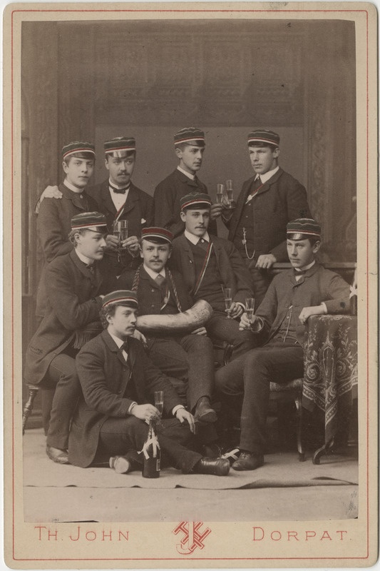 Korporatsiooni "Livonia" 1886. a II semestri rebascoetus koos oldermaniga, grupifoto