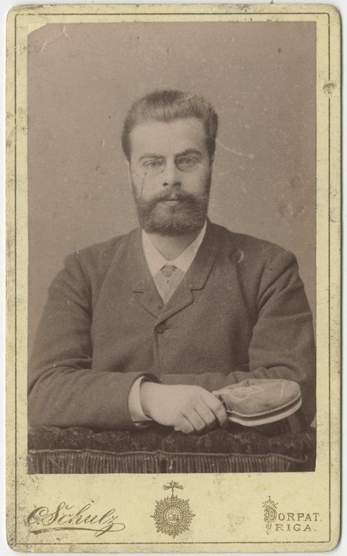 Korporatsiooni "Estonia" liige Julius Frey, portreefoto