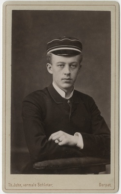 Korporatsiooni "Livonia" liige Burchard (Harry) von Klot, portreefoto  duplicate photo