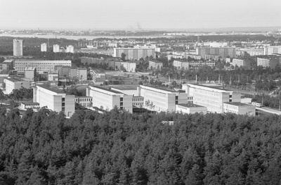 Uus Tallinn - Mustamäe.  similar photo