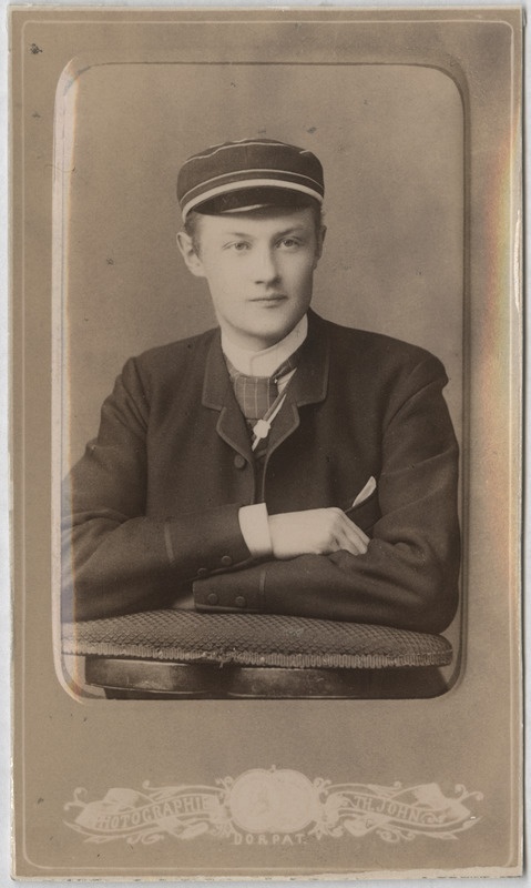 Korporatsiooni "Livonia" liige Alfred von Roth, portreefoto