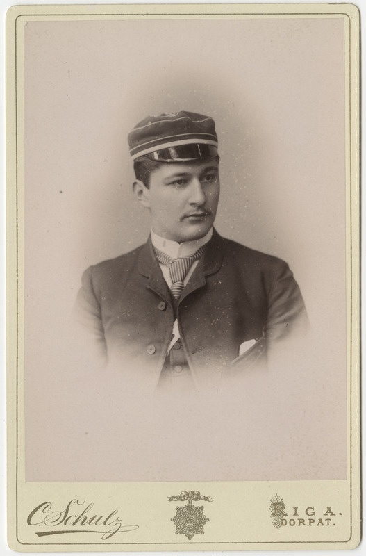 Korporatsiooni "Livonia" liige Richard von Hehn, portreefoto