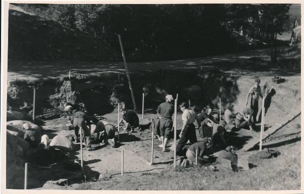 Arheoloogialeid. Kaevamised Tartu Toomemäel 1956-1958.a.