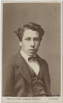 Üliõpilane Carl Schlau, portreefoto  duplicate photo