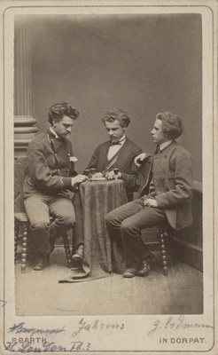 Korporatsiooni "Livonia" liikmed Aldolf Zahrens, Georg Erdmann ja Heinrich Loudon(?)  duplicate photo
