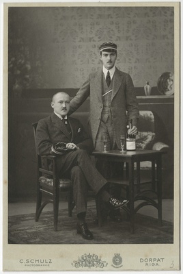 Korporatsiooni "Livonia" liikmed parun Robin Oelsen ja tema akadeemiline isa Oswald von Samson-Himmelstjerna  duplicate photo
